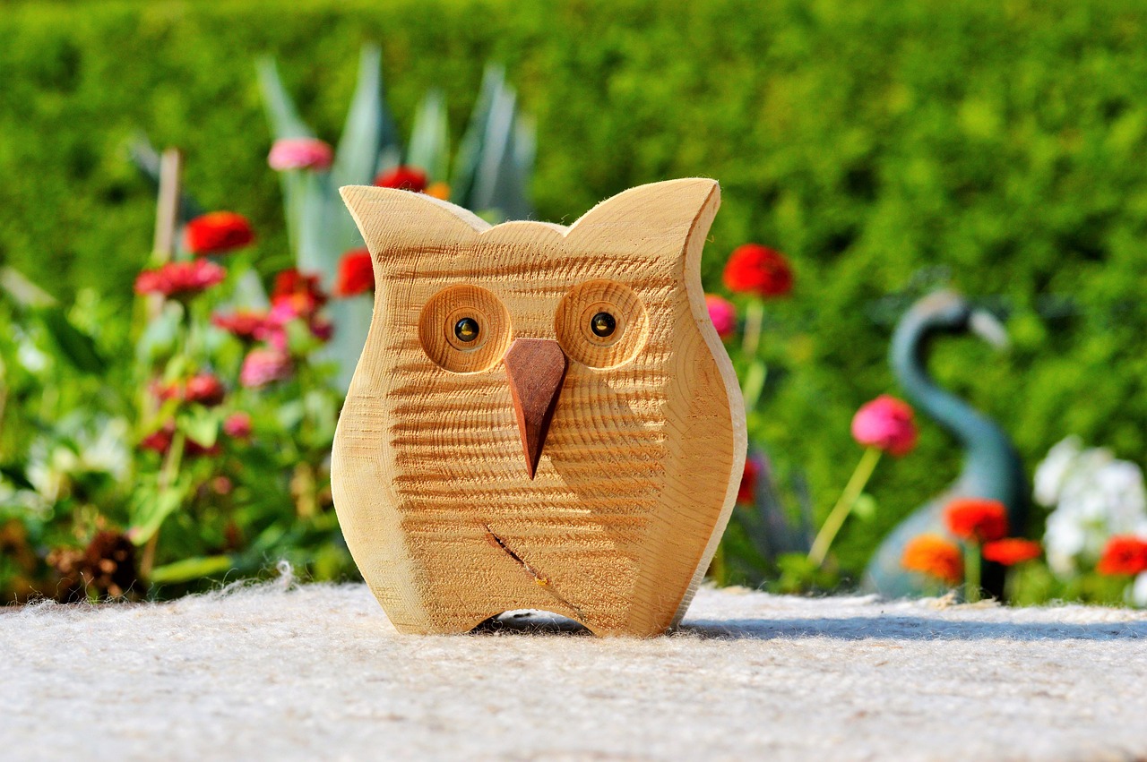 Creating Unique Wooden Carvings: Techniques and Tips